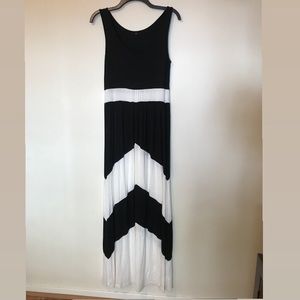 Long Black and white Maxi Dress